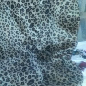 New leapord printvseat civers